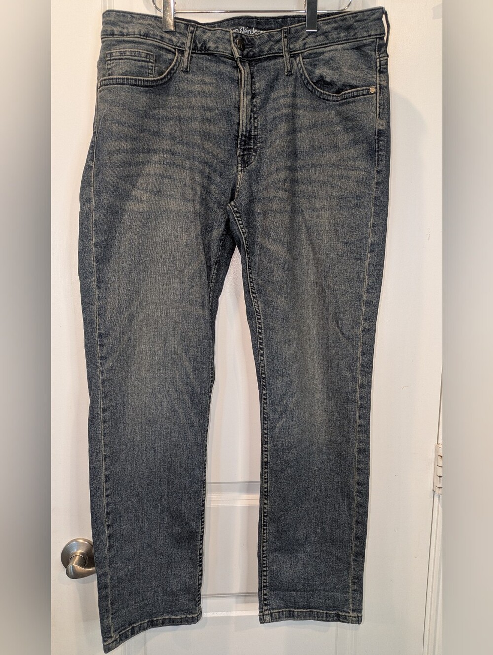 Calvin Klein Jeans Slim Boyfriend Size 12 Faded Blue Denim Jeans